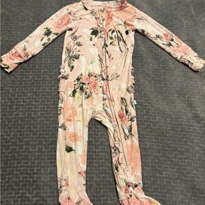 Posh Peanut Pink and Cream Floral Footie